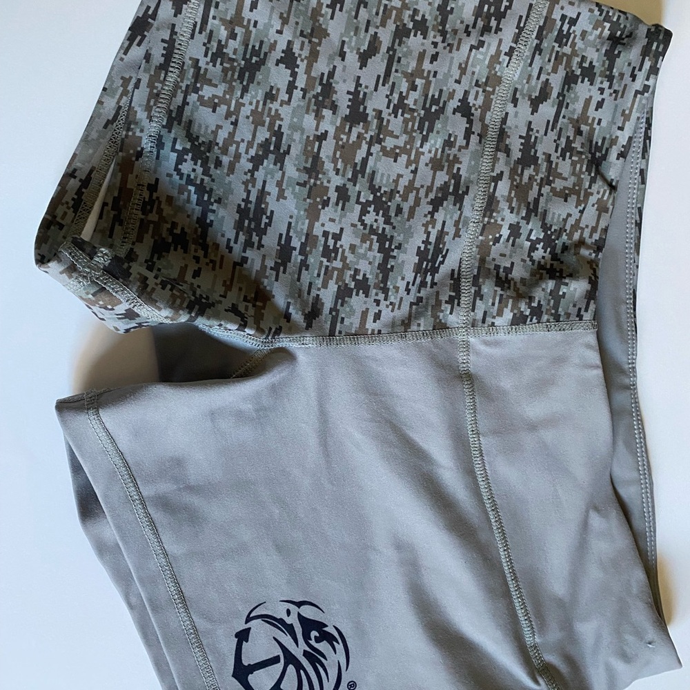 Born Primitive double take booty shorts work! Size M.